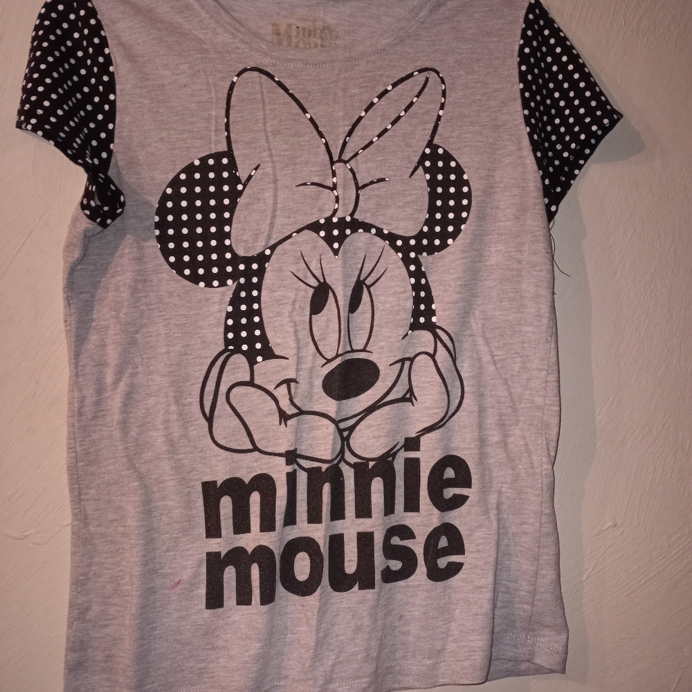Minnie mouse shirt!!